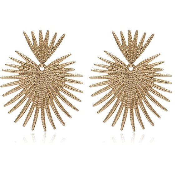 "Queen's Gold Heart" Earrings - Picture 2 of 5